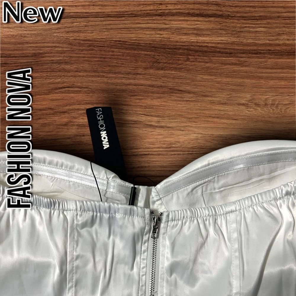 New Fashion nova Please Her Satin Corset Top Shirt - White - Medium - Picture 9 of 10